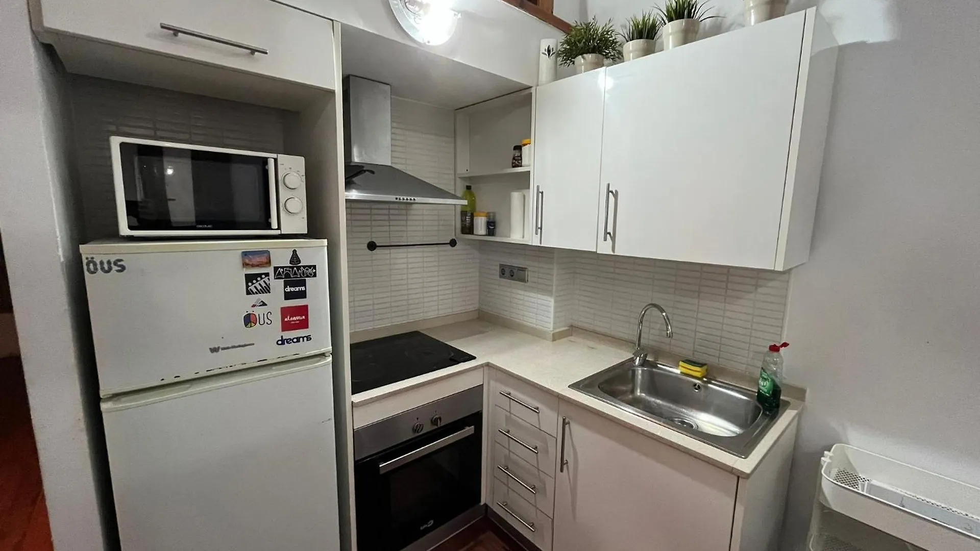 Centrally Apartment In The Heart Of Raval Barcelona Spain